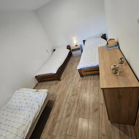 2 Apartament Martiany